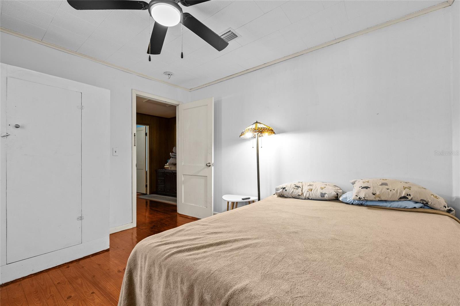 Image 14 of 24 For 207 Senter Avenue Nw