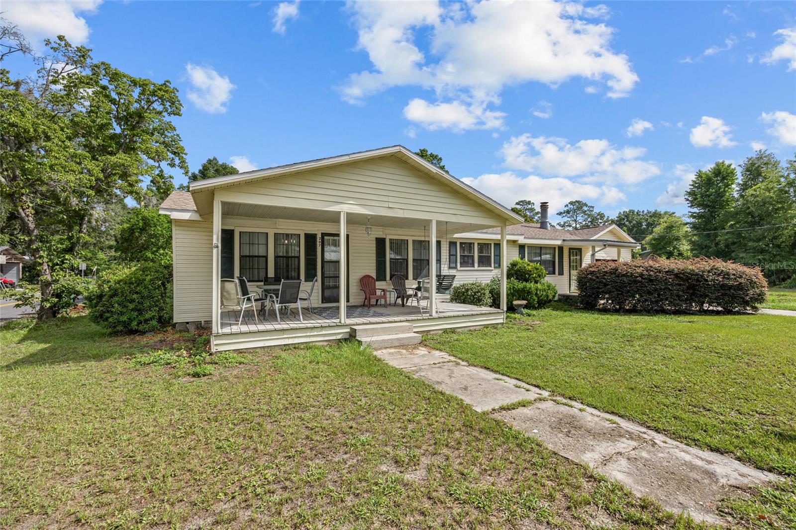 Image 2 of 24 For 207 Senter Avenue Nw