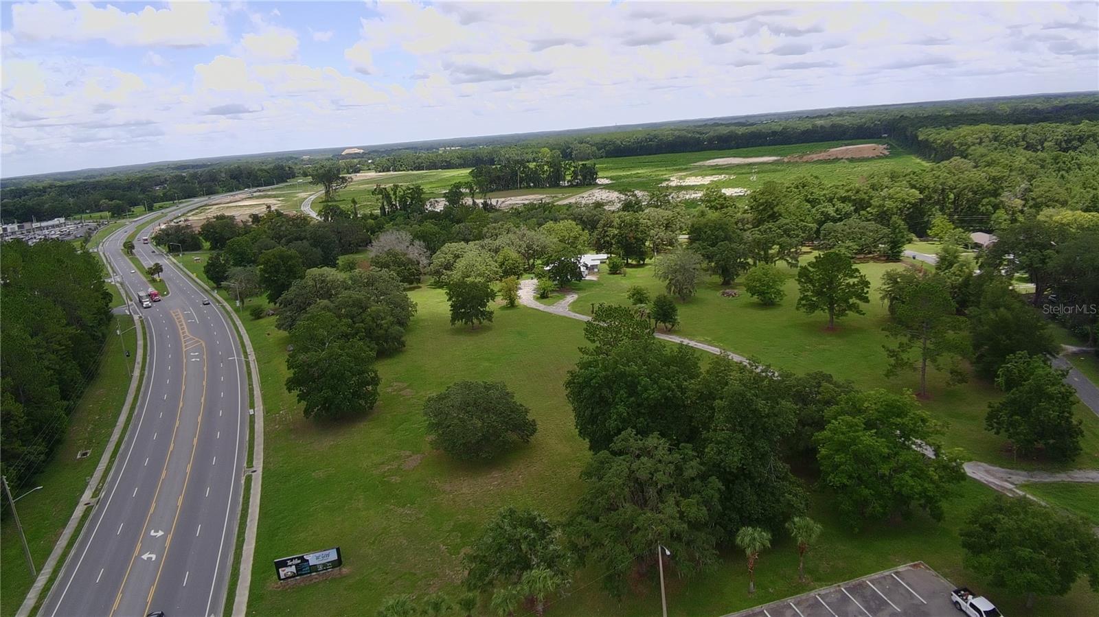 Image 9 of 19 For 24206 Doc Karelas Drive