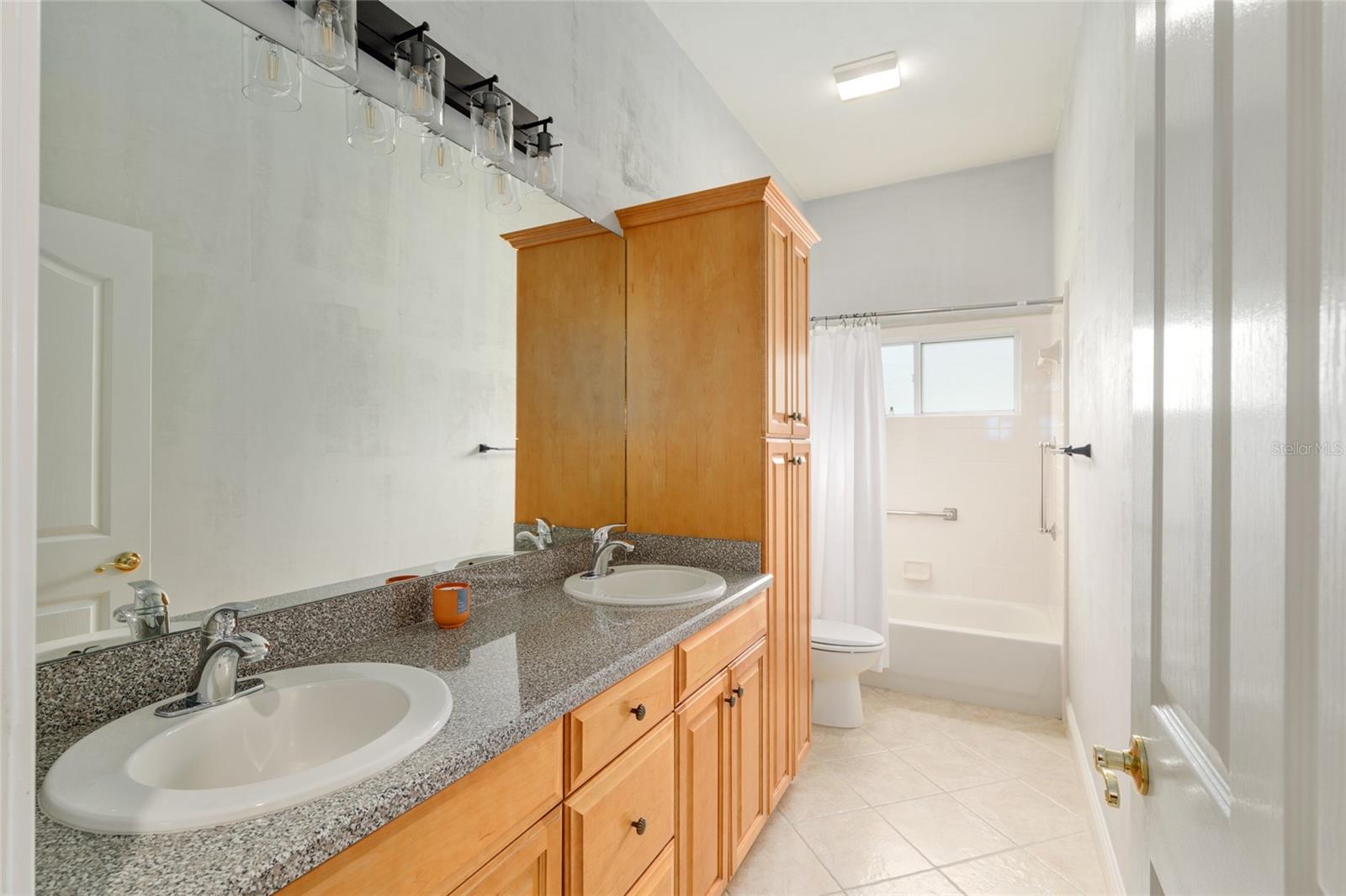 Image 58 of 90 For 1129 89th Street