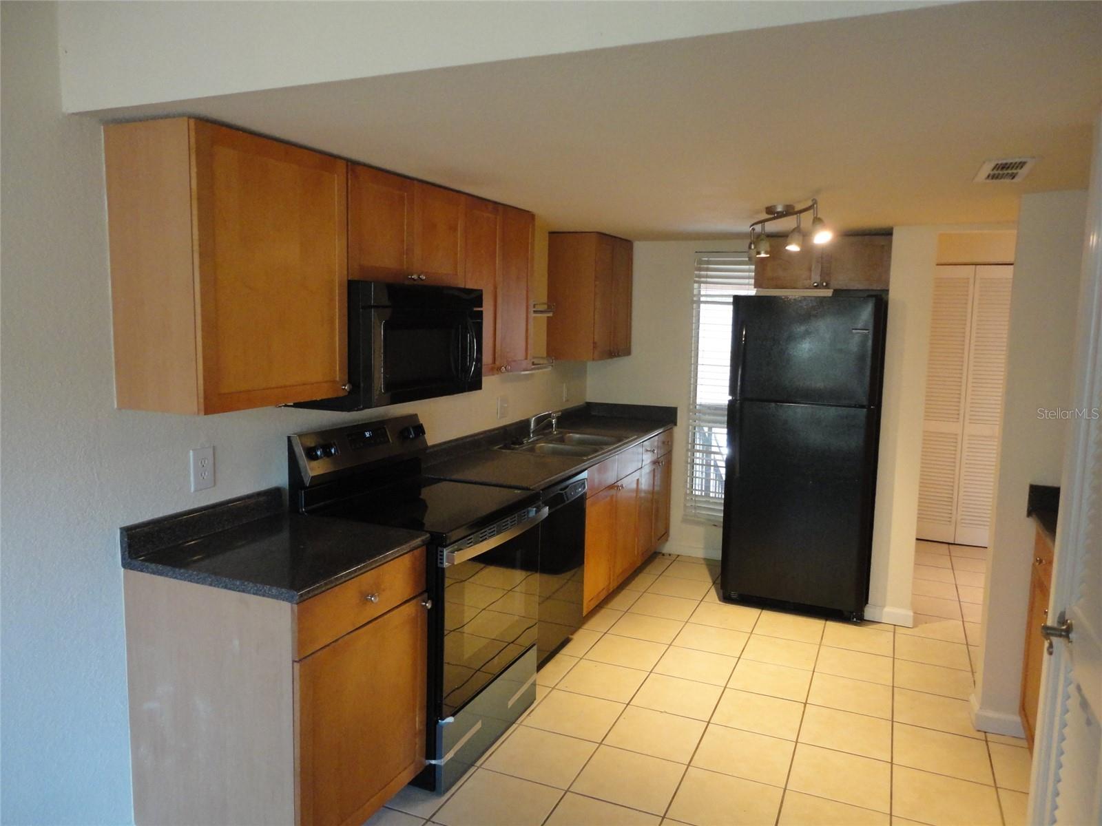 Image 13 of 14 For 1810 23rd Boulevard 207