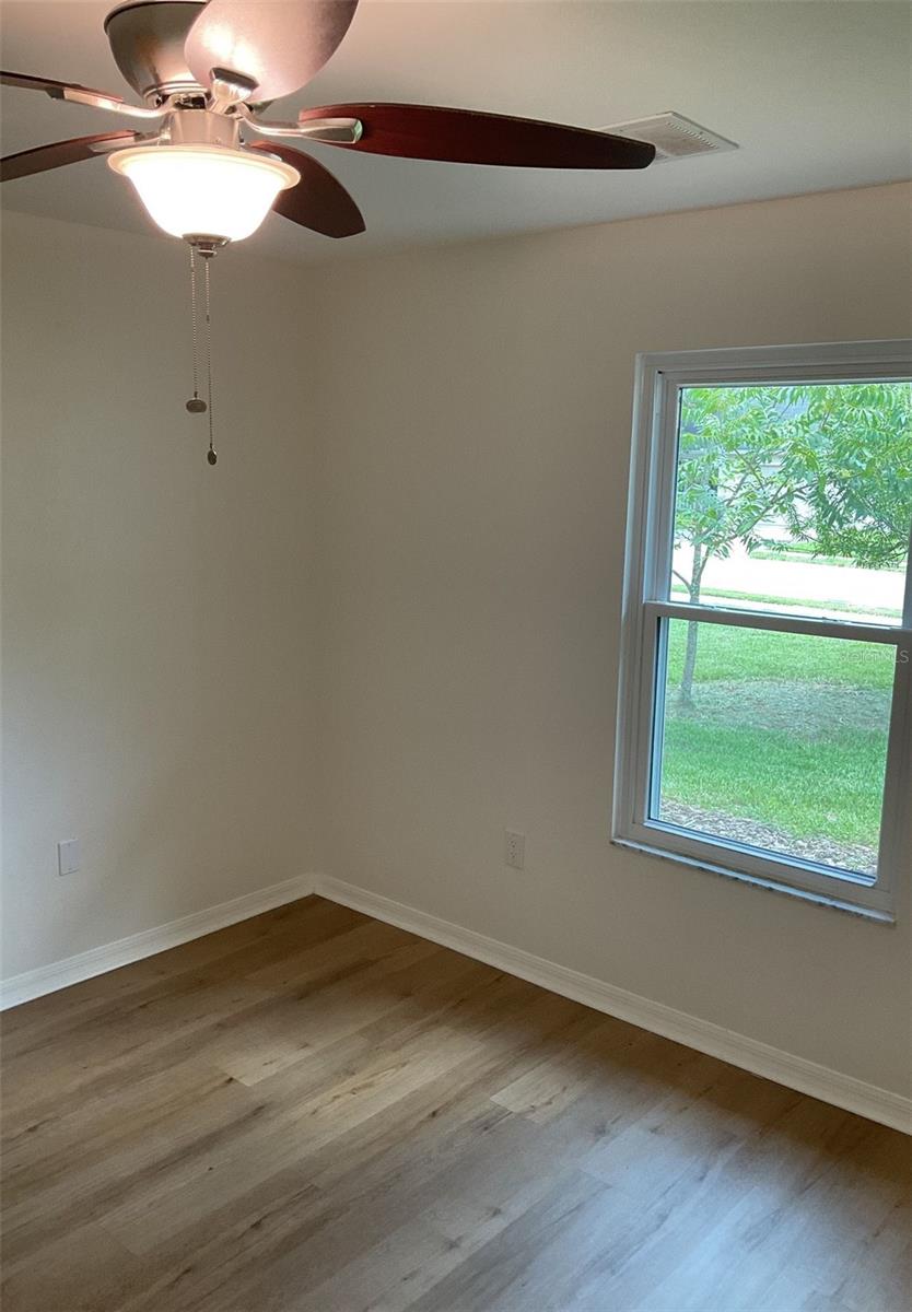 Image 17 of 31 For 1035 89th Drive