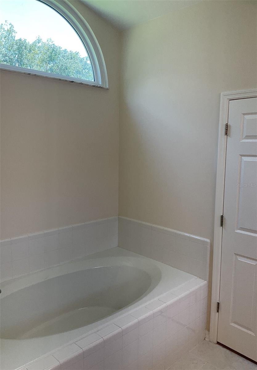Image 23 of 31 For 1035 89th Drive