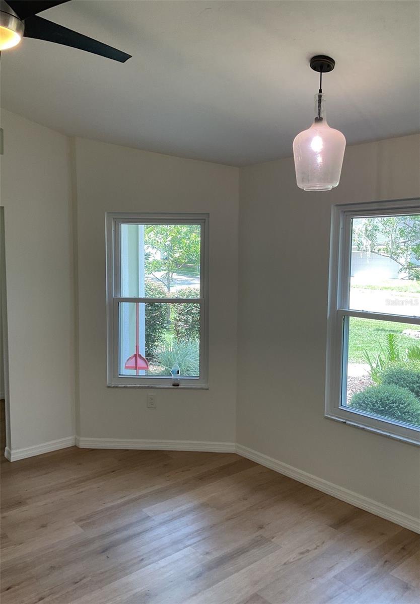 Image 6 of 31 For 1035 89th Drive
