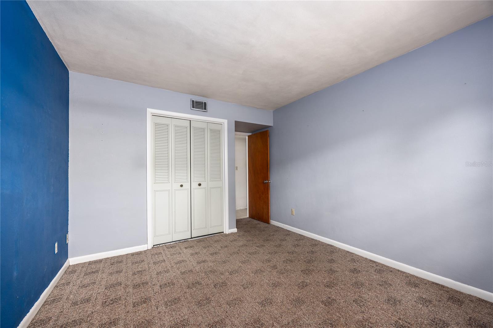 Image 22 of 49 For 2147 7th Place