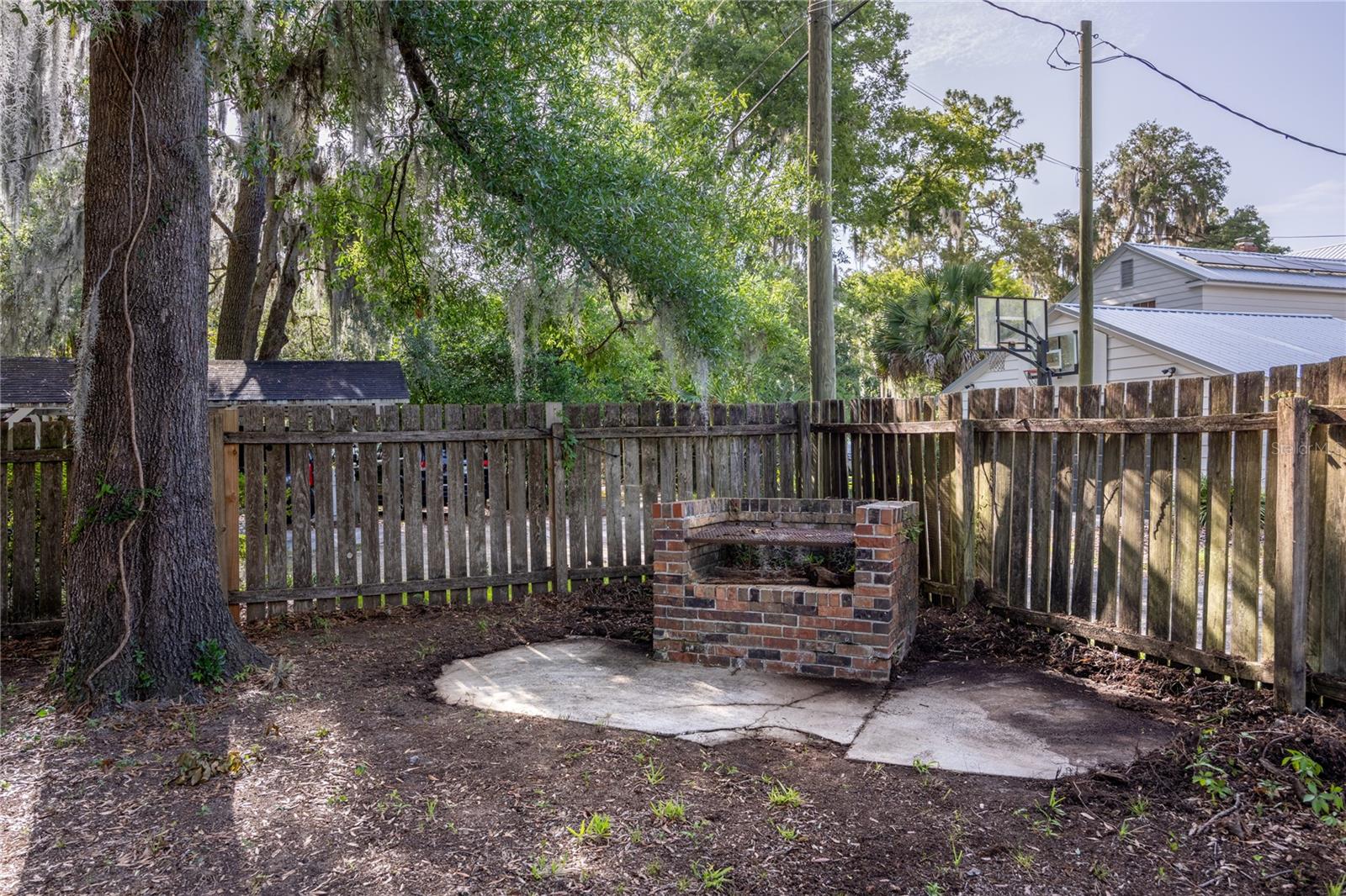 Image 39 of 49 For 2147 7th Place