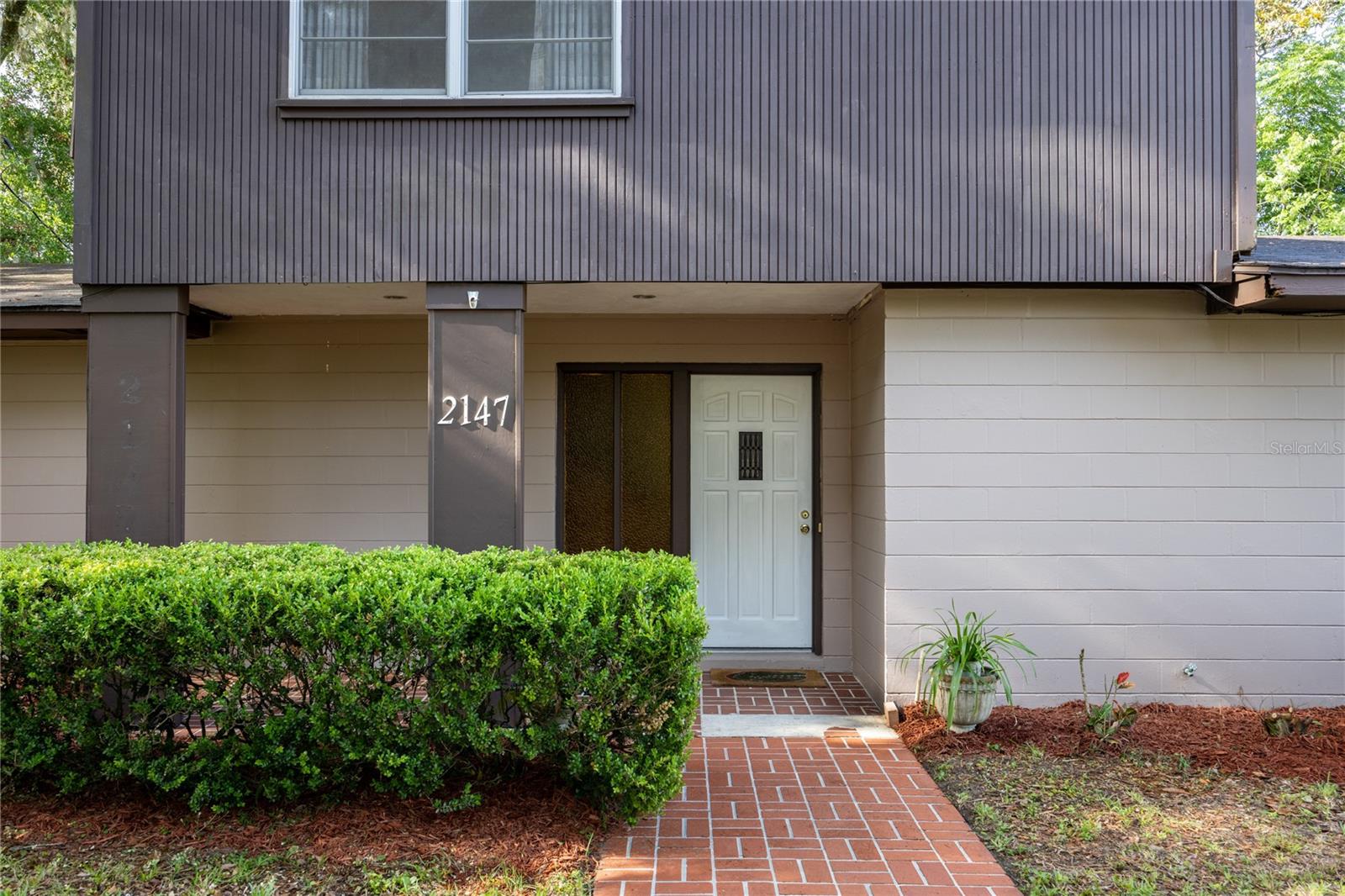 Image 5 of 49 For 2147 7th Place