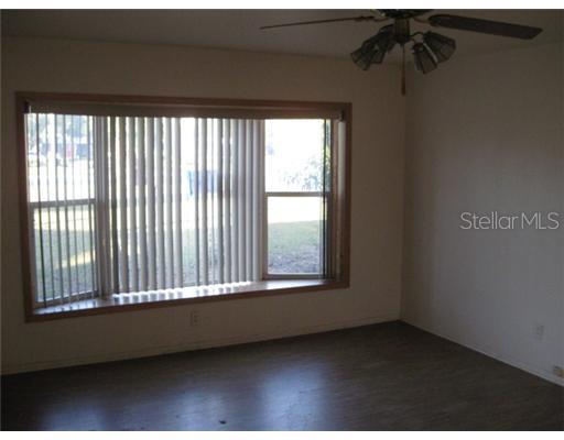 Image 3 of 67 For 9910 Santa Fe Avenue