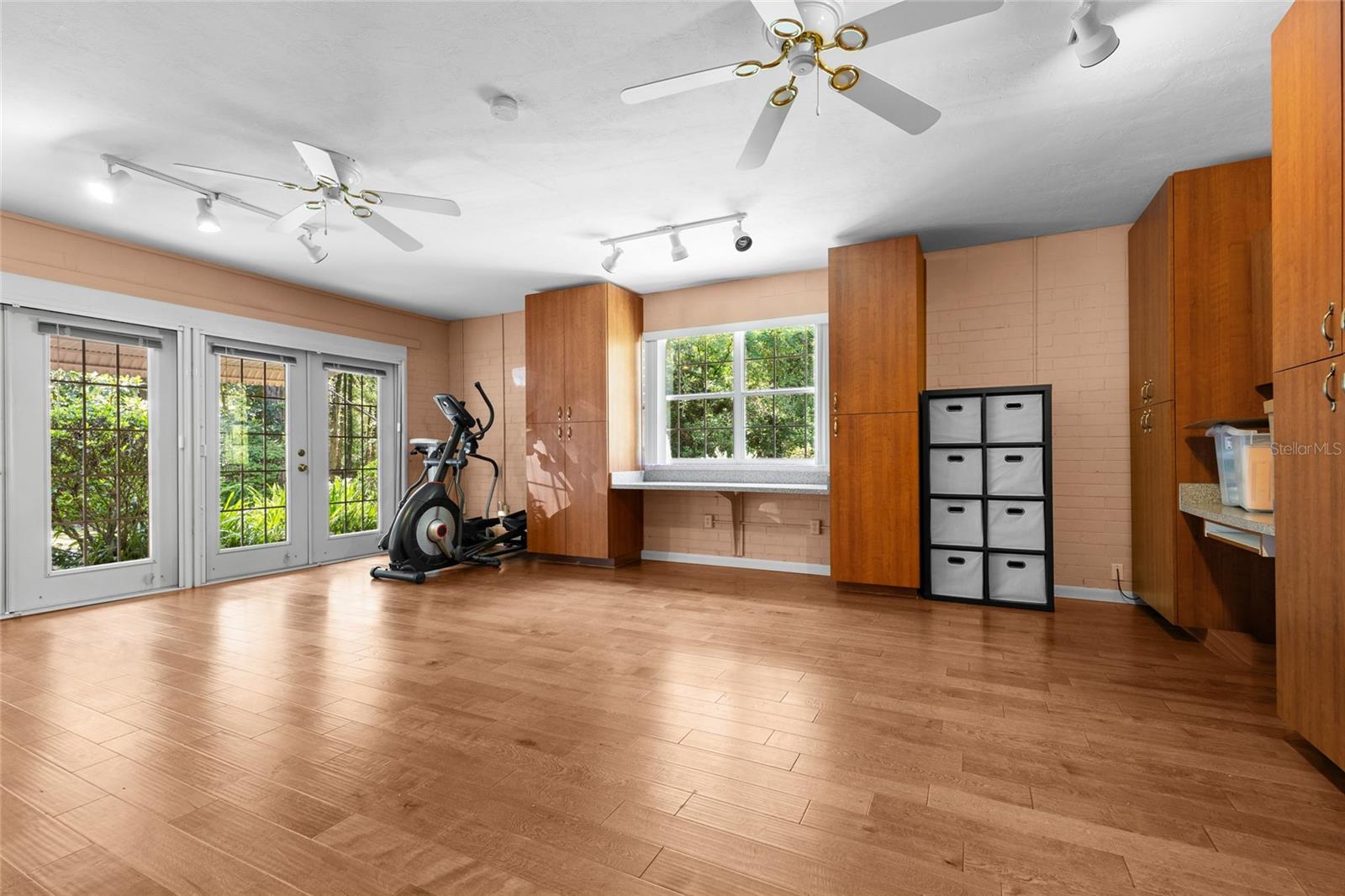 Image 31 of 50 For 2809 81st Street