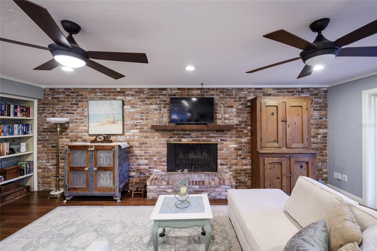 Image 15 of 71 For 2006 104th Way