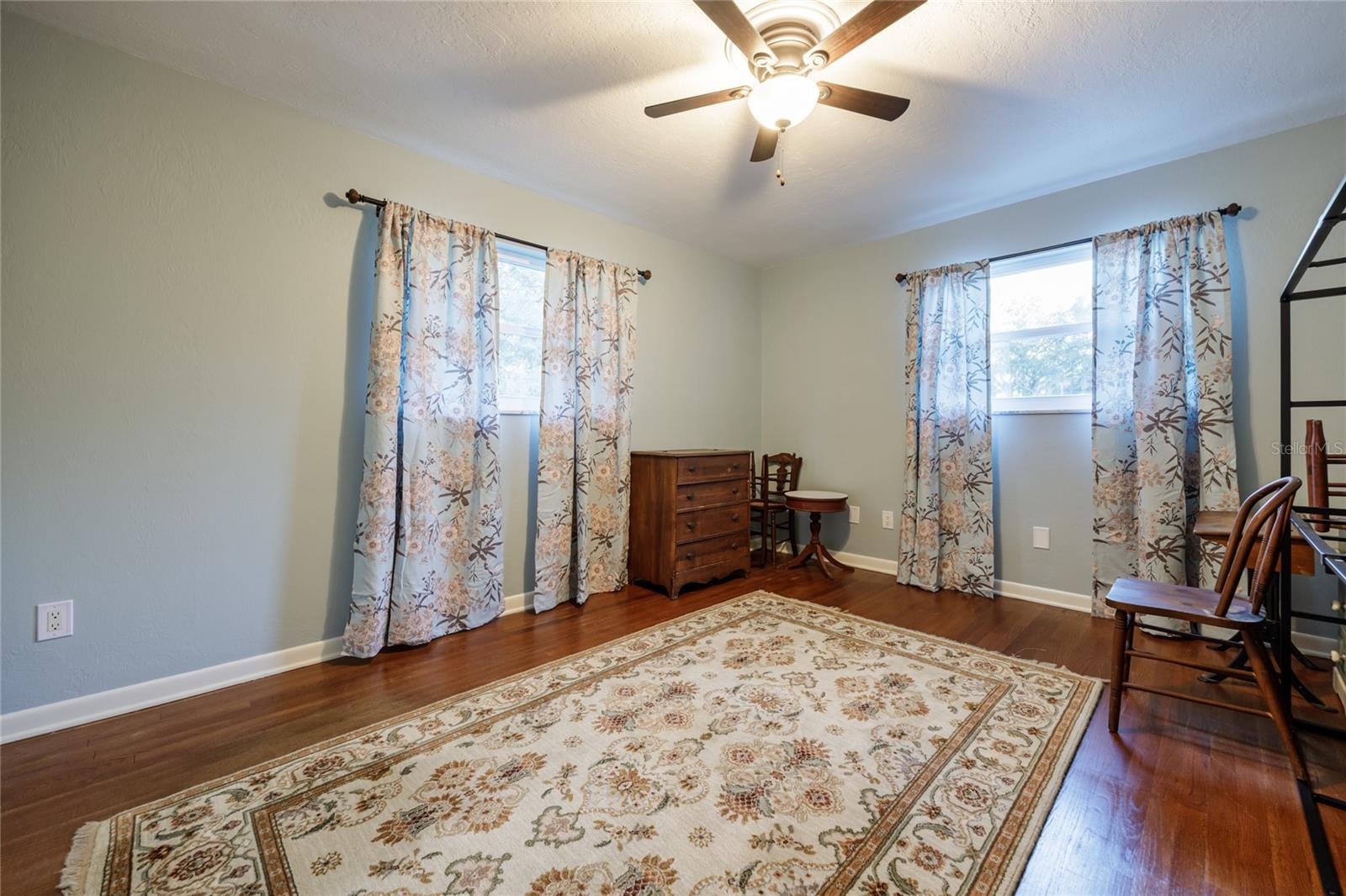 Image 51 of 71 For 2006 104th Way