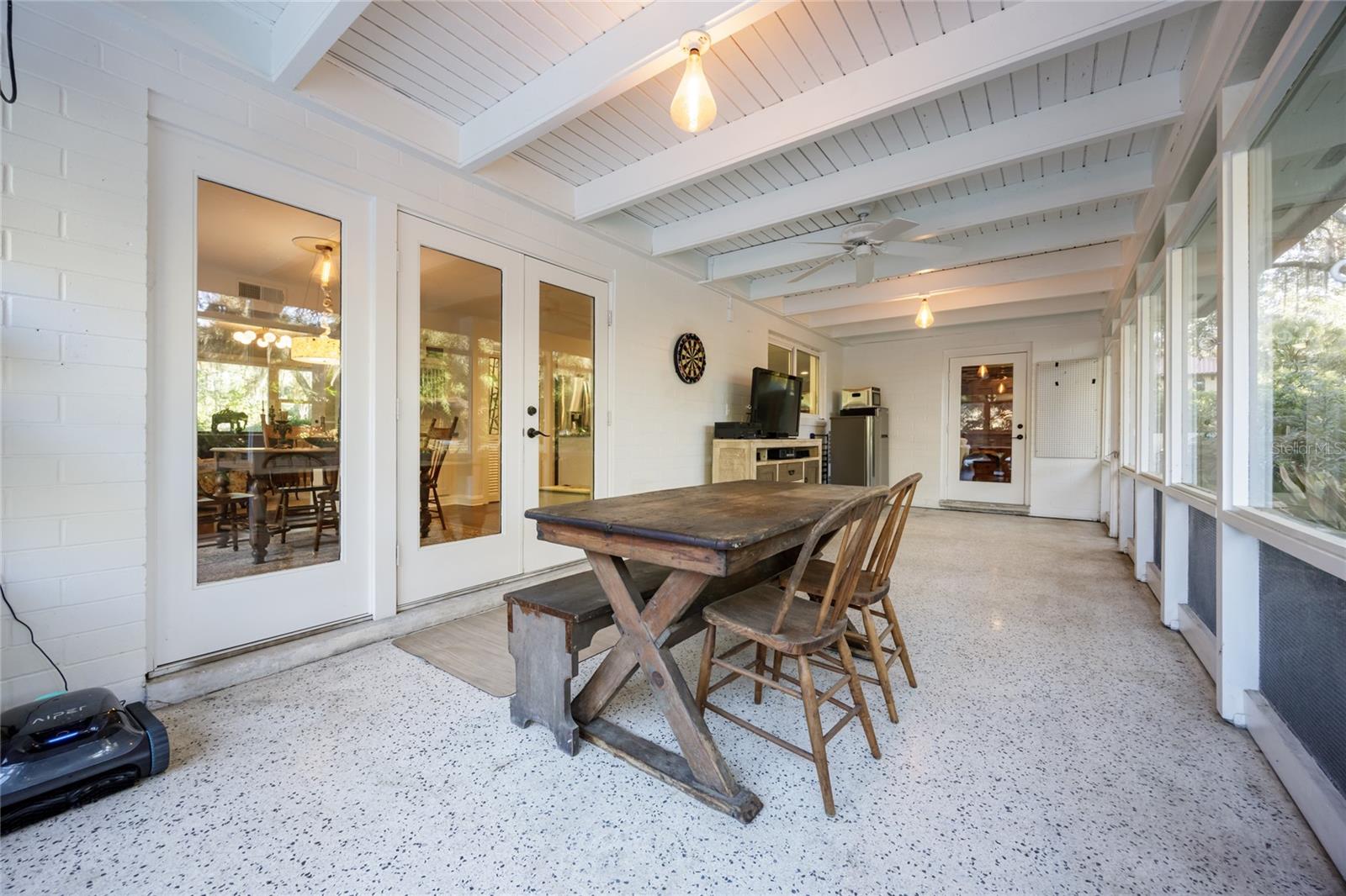 Image 60 of 71 For 2006 104th Way