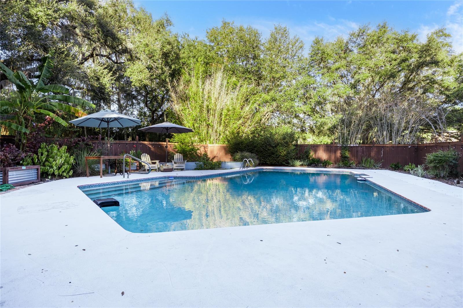 Image 62 of 71 For 2006 104th Way