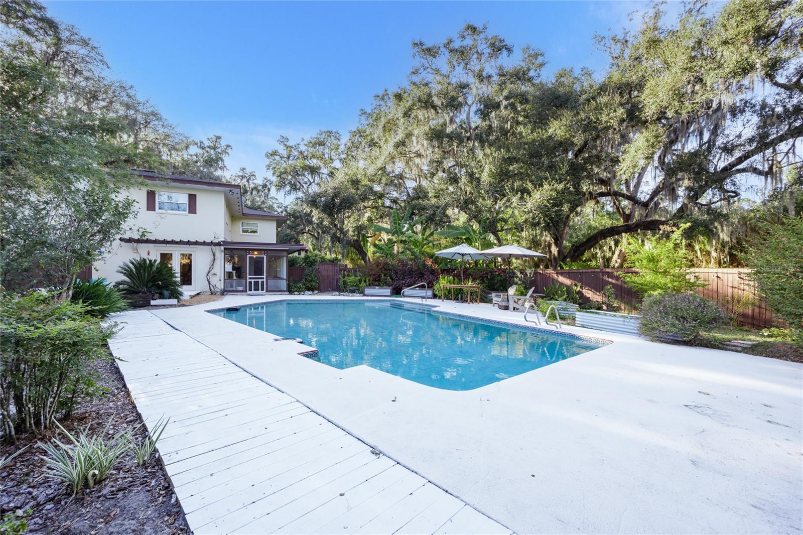 Image 63 of 71 For 2006 104th Way