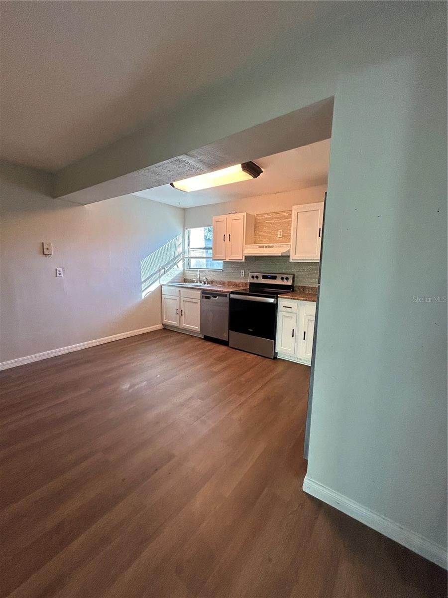Image 10 of 19 For 2811 Archer Road X203