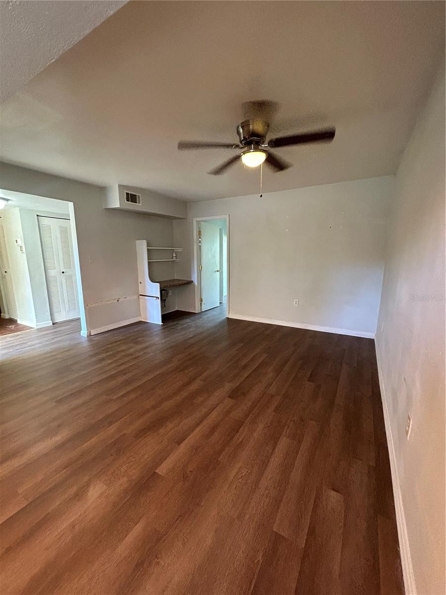 Image 7 of 19 For 2811 Archer Road X203