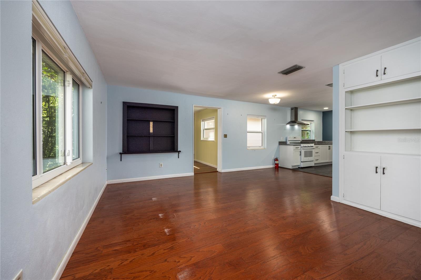 Image 15 of 31 For 1814 7th Street