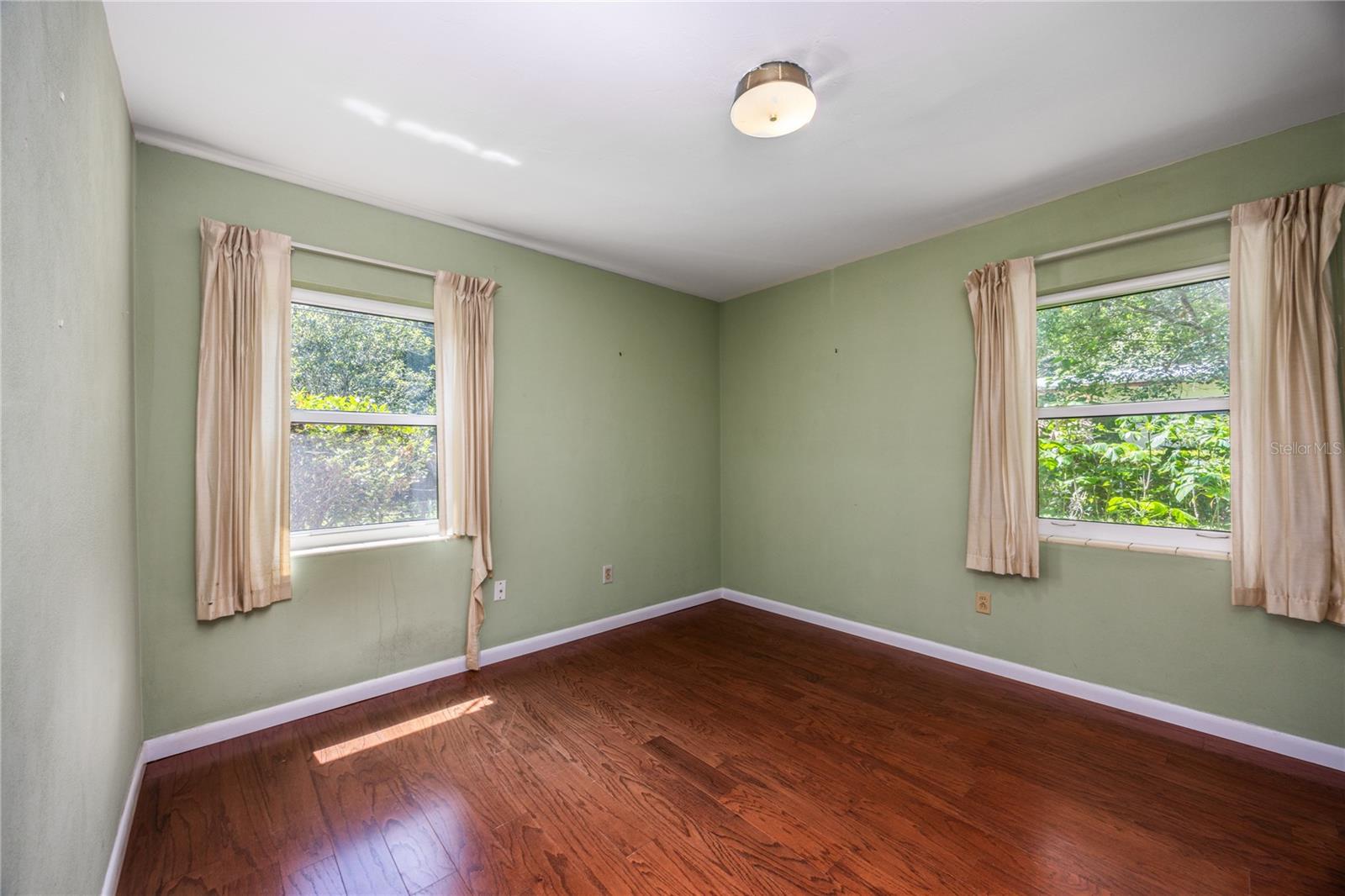Image 21 of 31 For 1814 7th Street