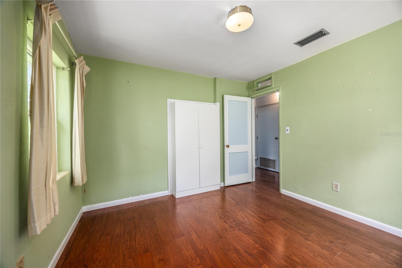Image 22 of 31 For 1814 7th Street