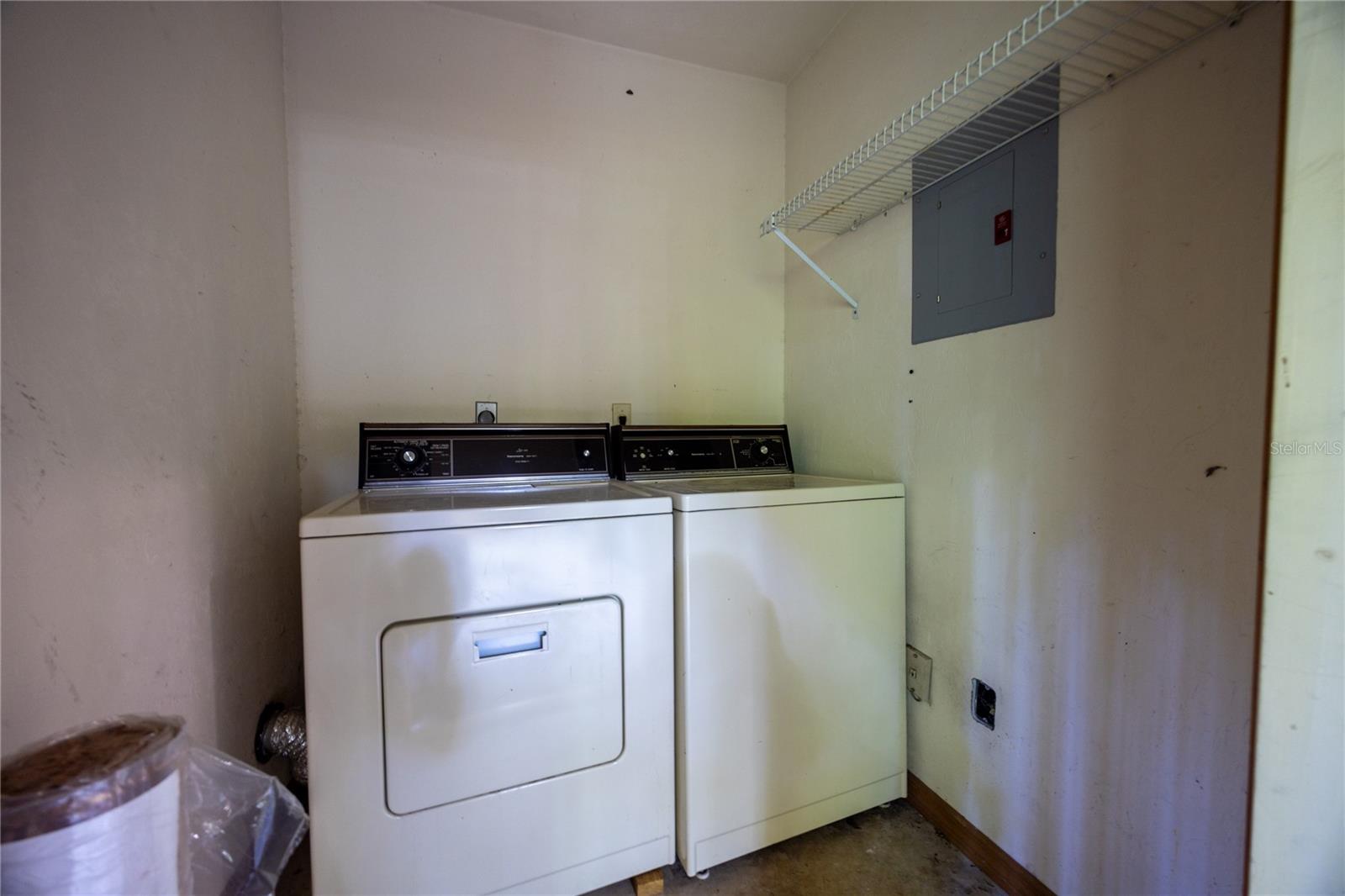 Image 34 of 37 For 5701 10th Place