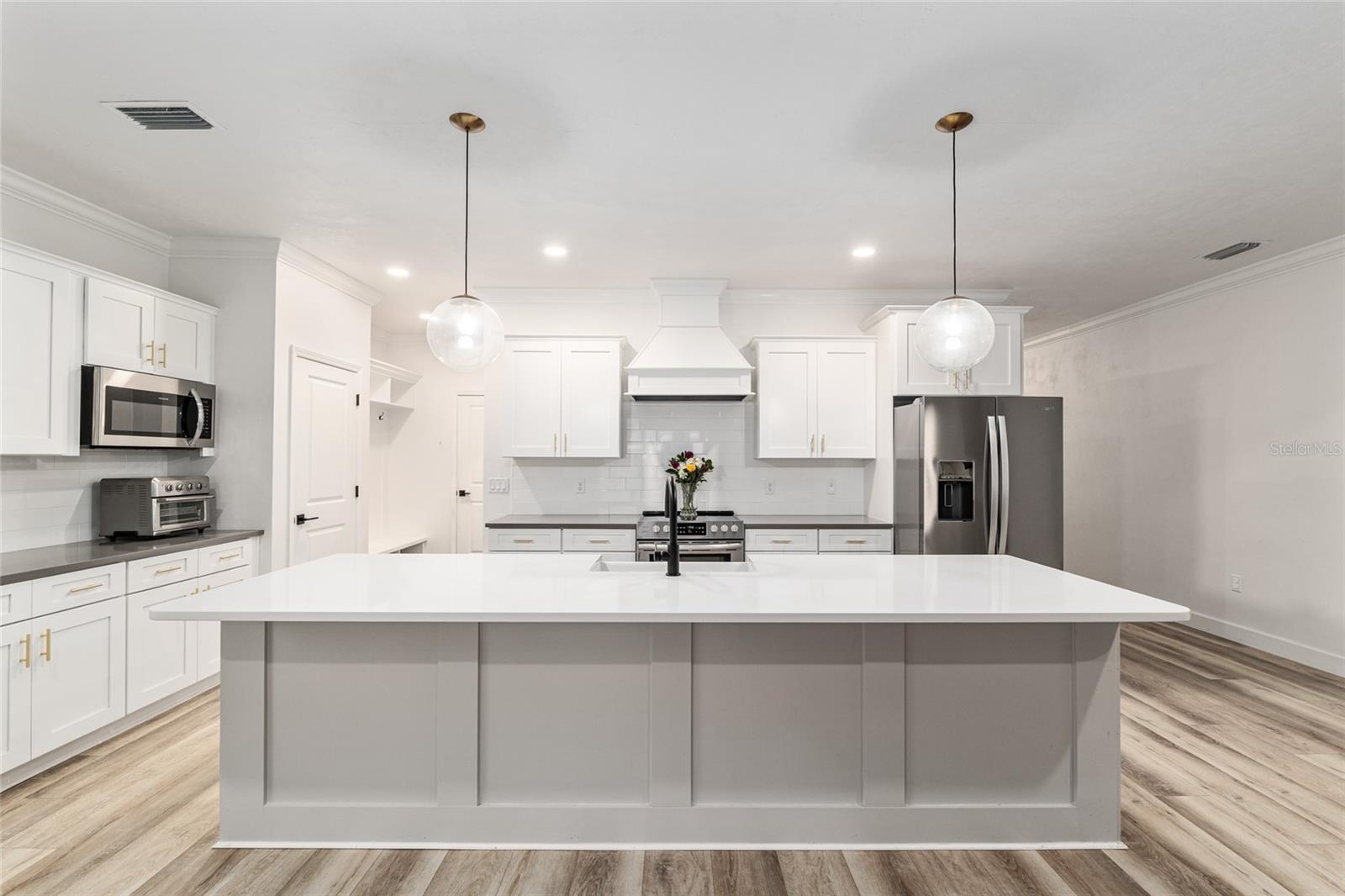 Image 2 of 97 For 1425 67th Drive