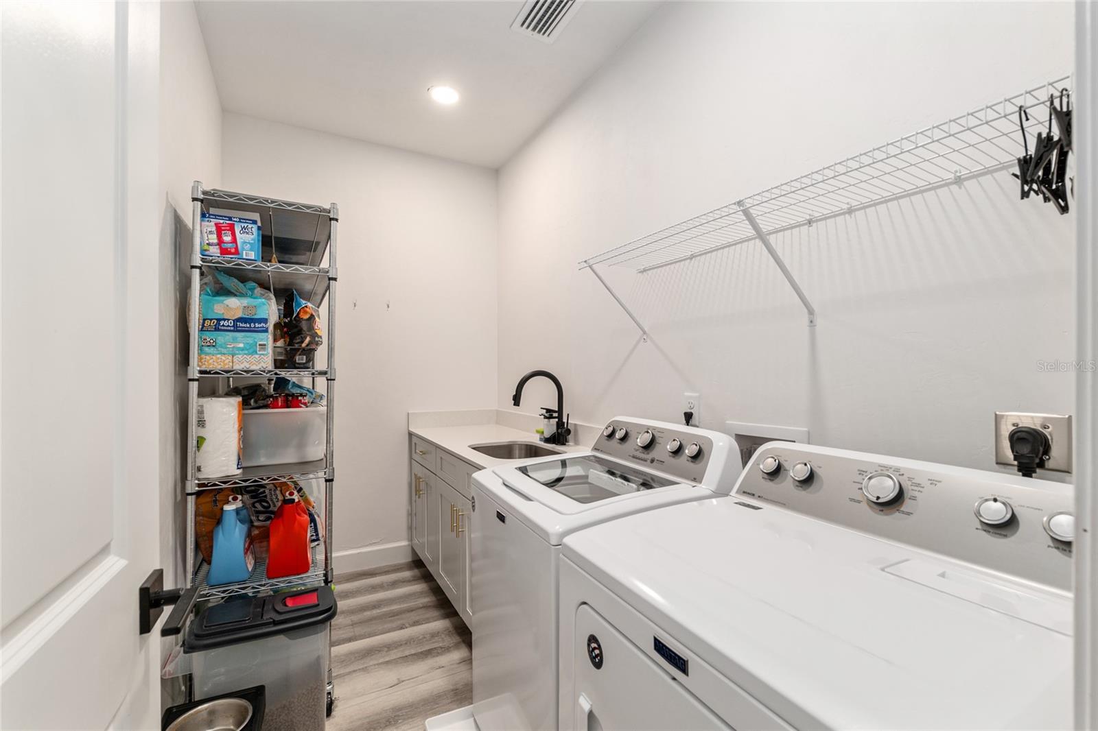 Image 28 of 97 For 1425 67th Drive