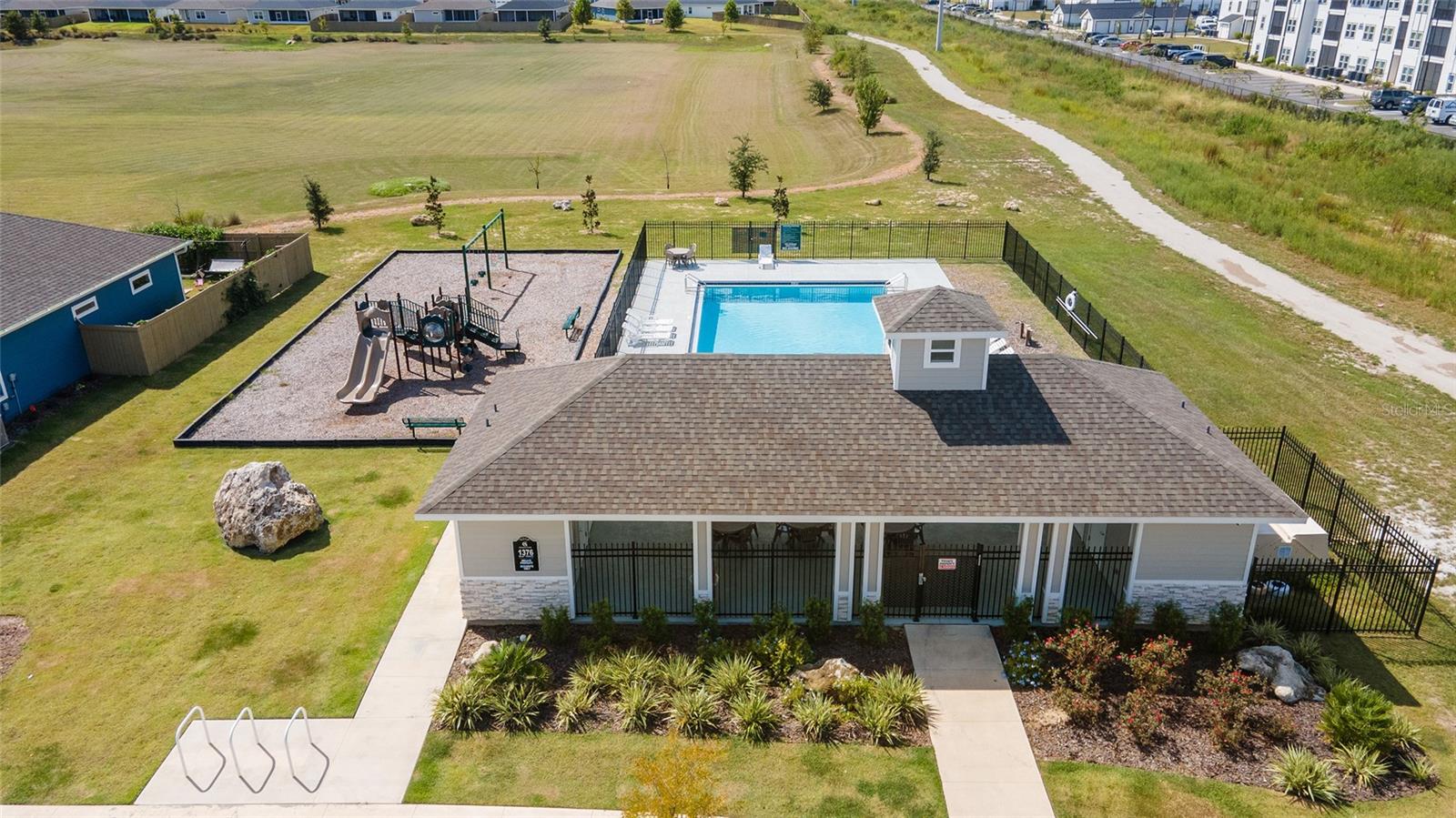 Image 92 of 97 For 1425 67th Drive