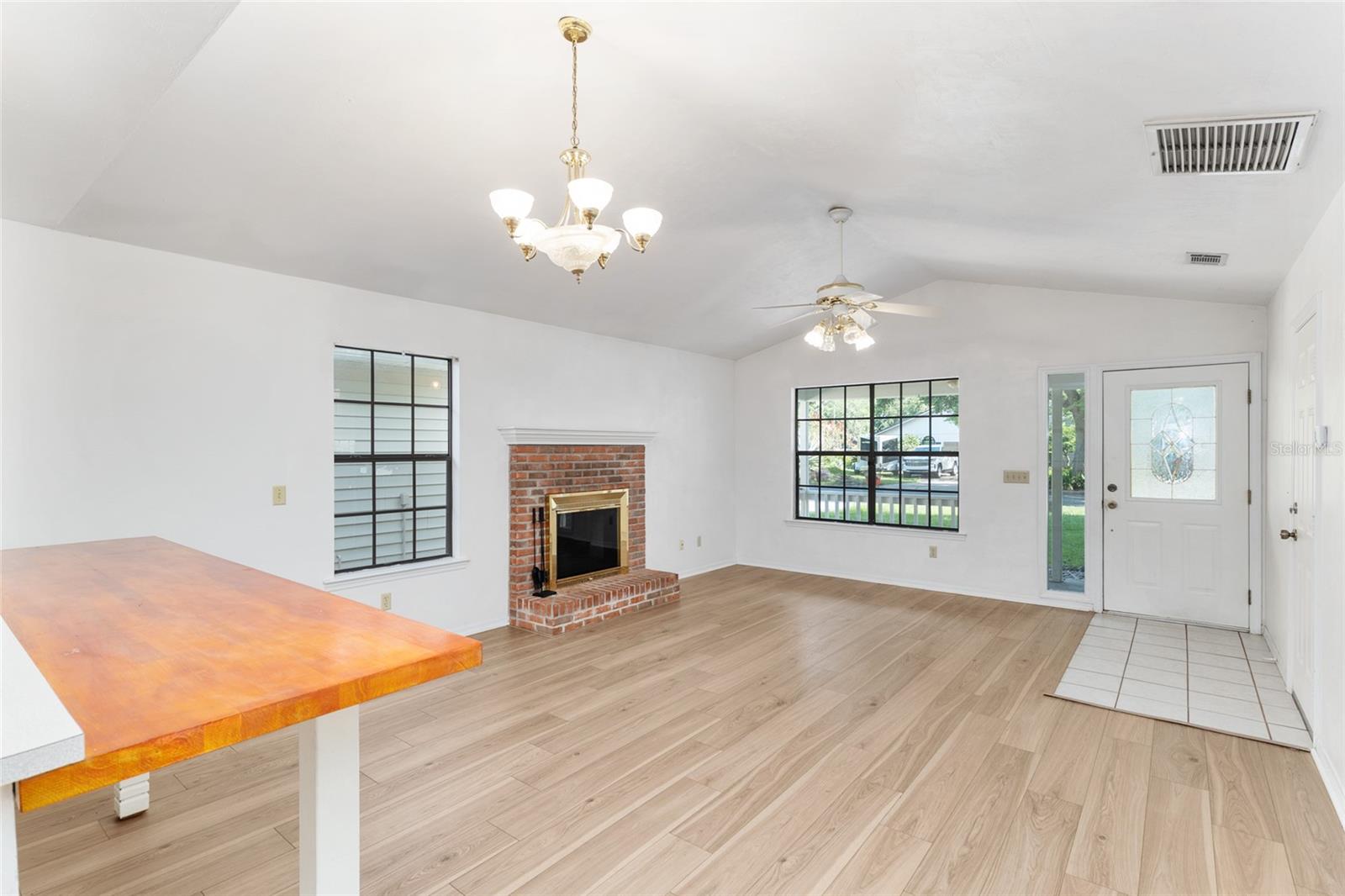 Image 14 of 56 For 2963 40th Avenue