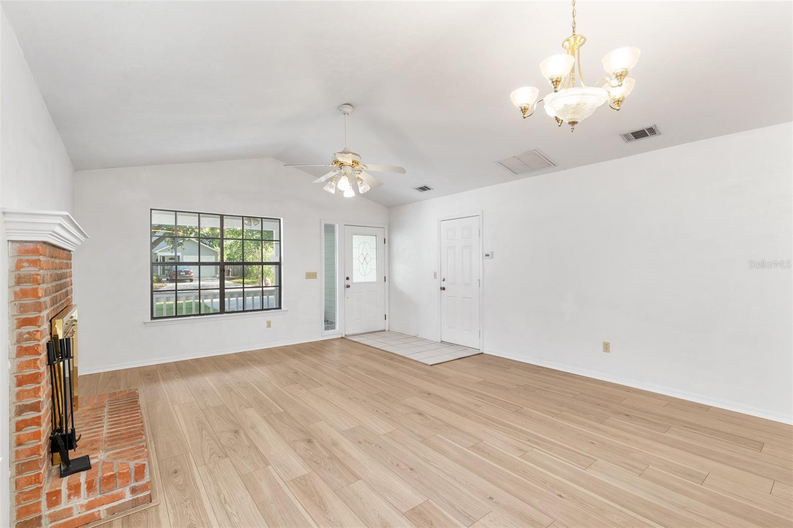 Image 7 of 56 For 2963 40th Avenue