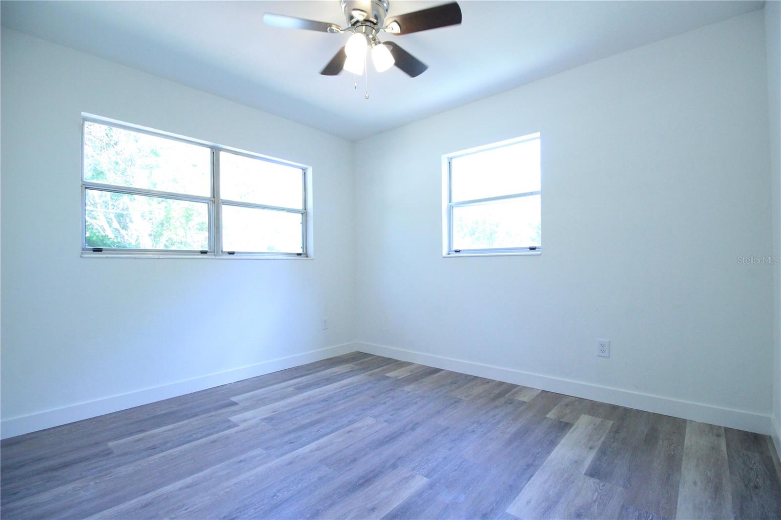 Image 13 of 19 For 706 24th Street