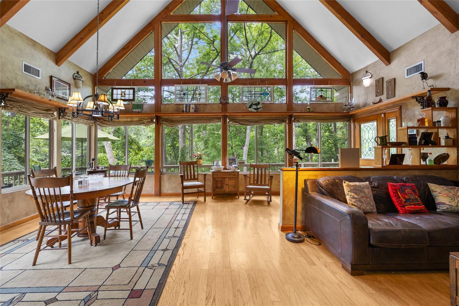 Image 10 of 53 For 174 Meridian Court