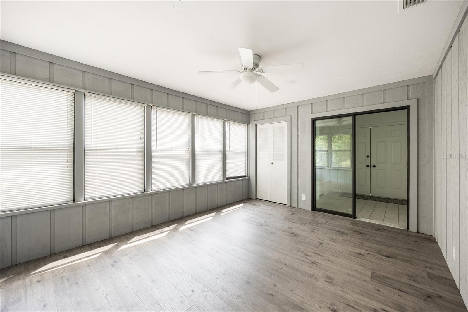 Image 17 of 24 For 8525 37th Drive