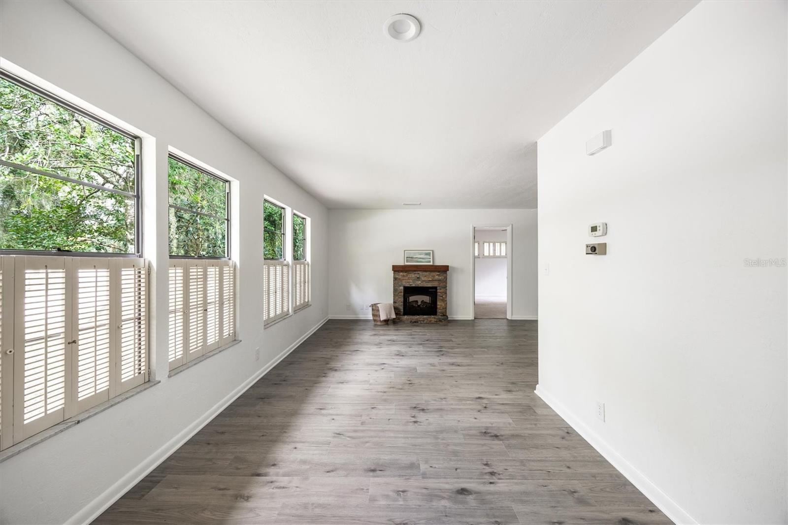 Image 7 of 24 For 8525 37th Drive