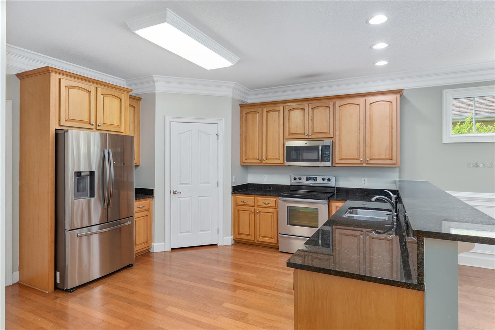 Image 11 of 28 For 6478 109th Place