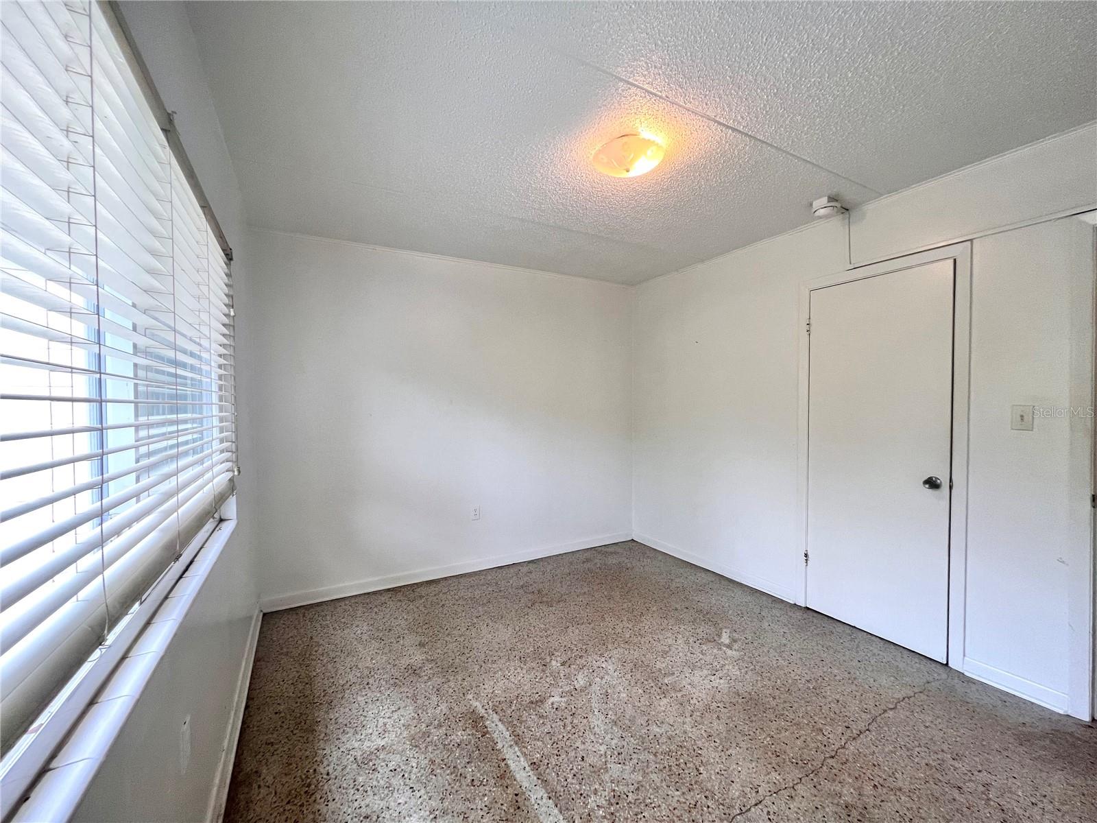 Image 8 of 14 For 1303 6th Street 4