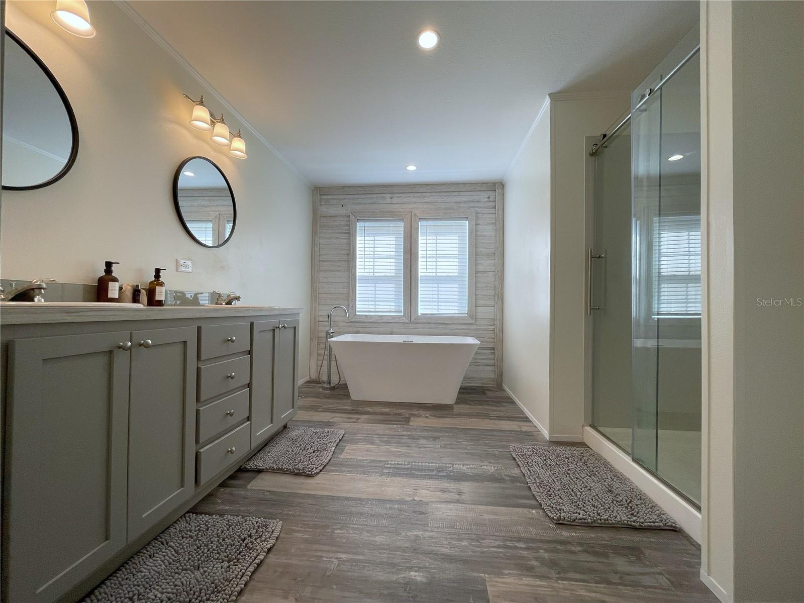 Image 11 of 43 For 2801 167th Road