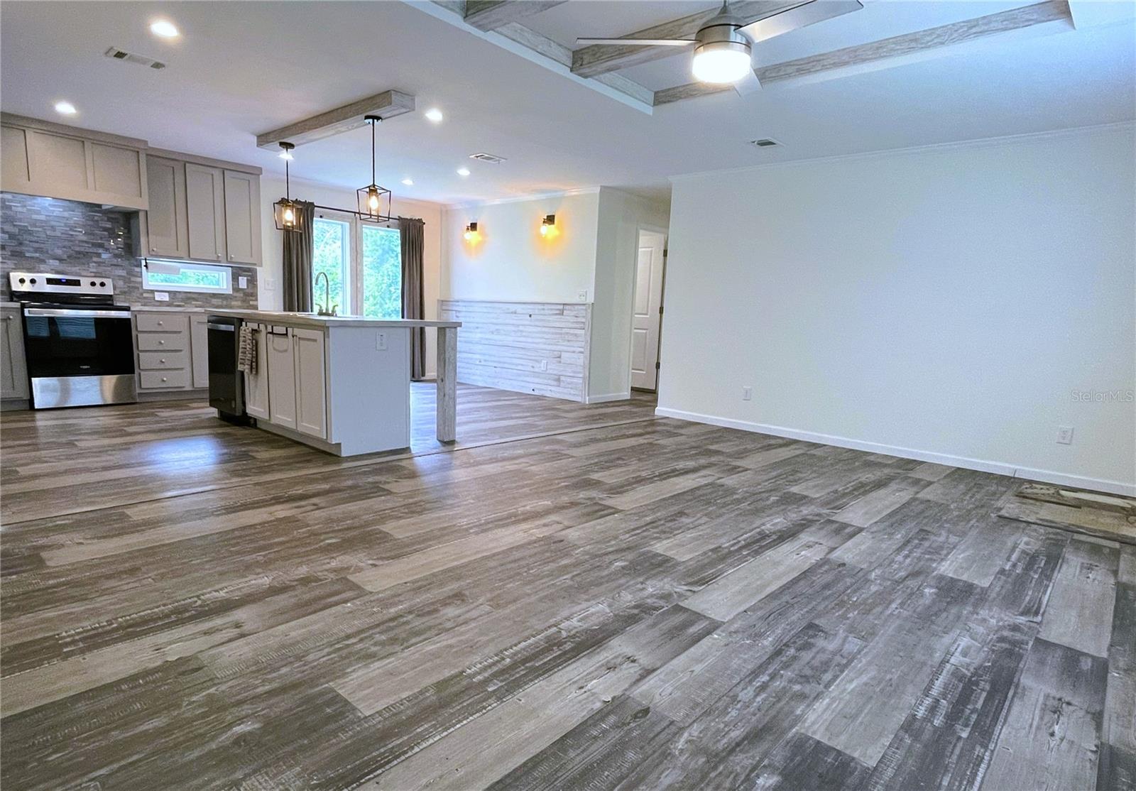 Image 7 of 43 For 2801 167th Road