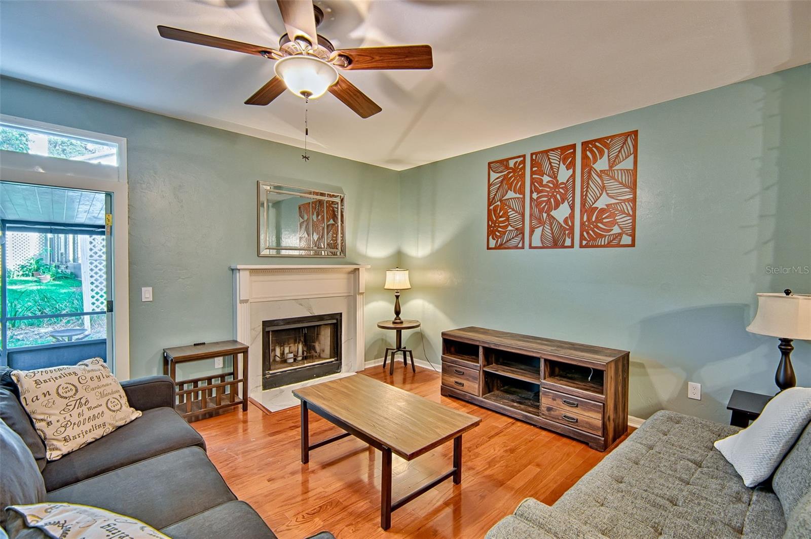 Image 11 of 19 For 832 42nd Terrace