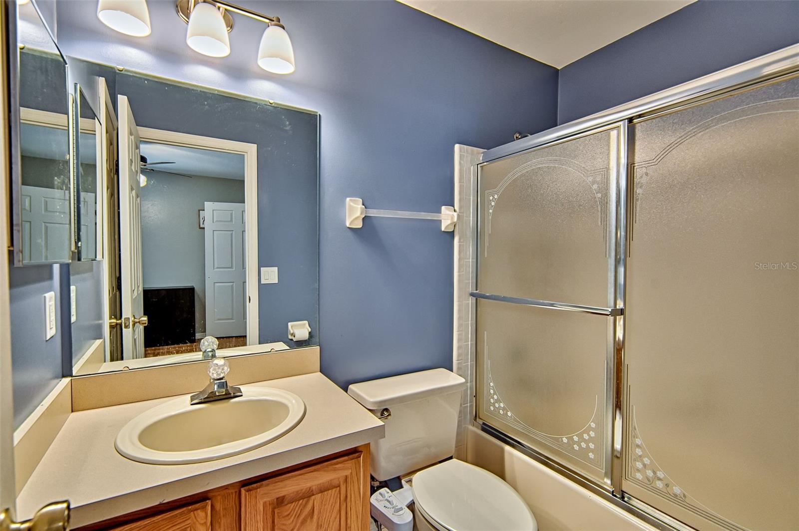 Image 18 of 19 For 832 42nd Terrace