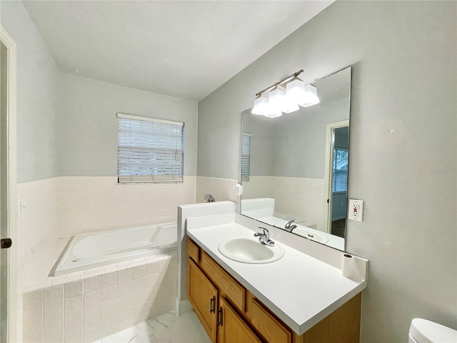 Image 15 of 17 For 9754 52nd Road