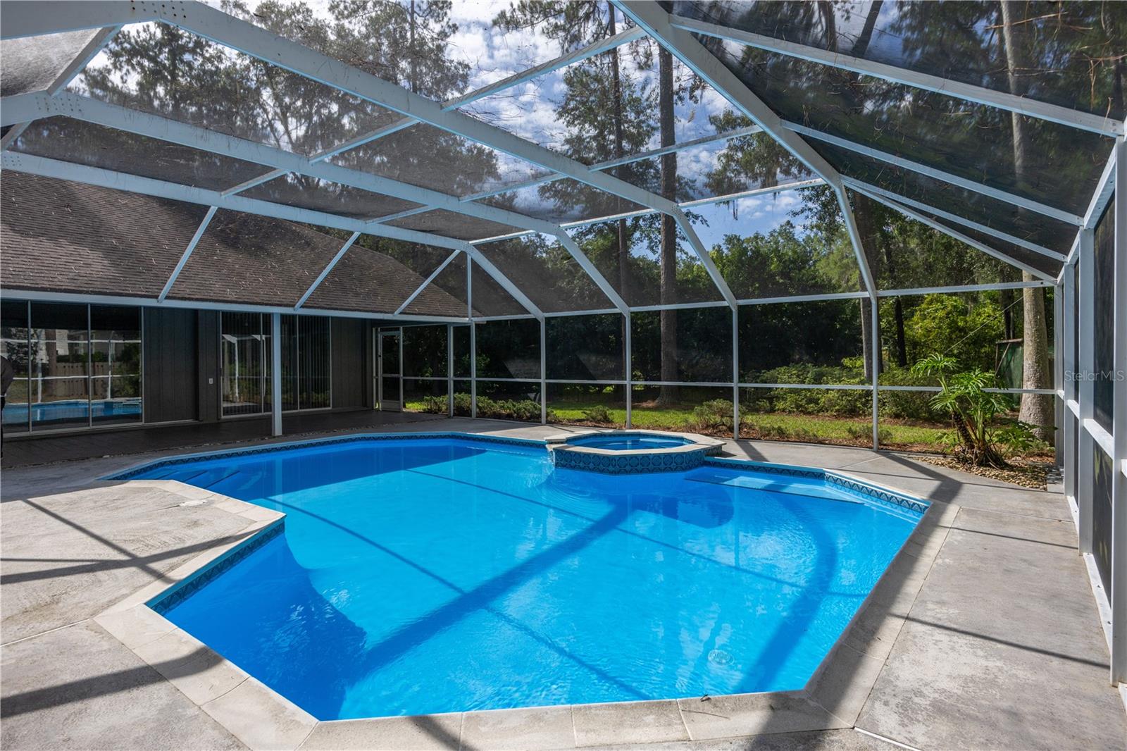 Image 15 of 52 For 4616 57th Drive