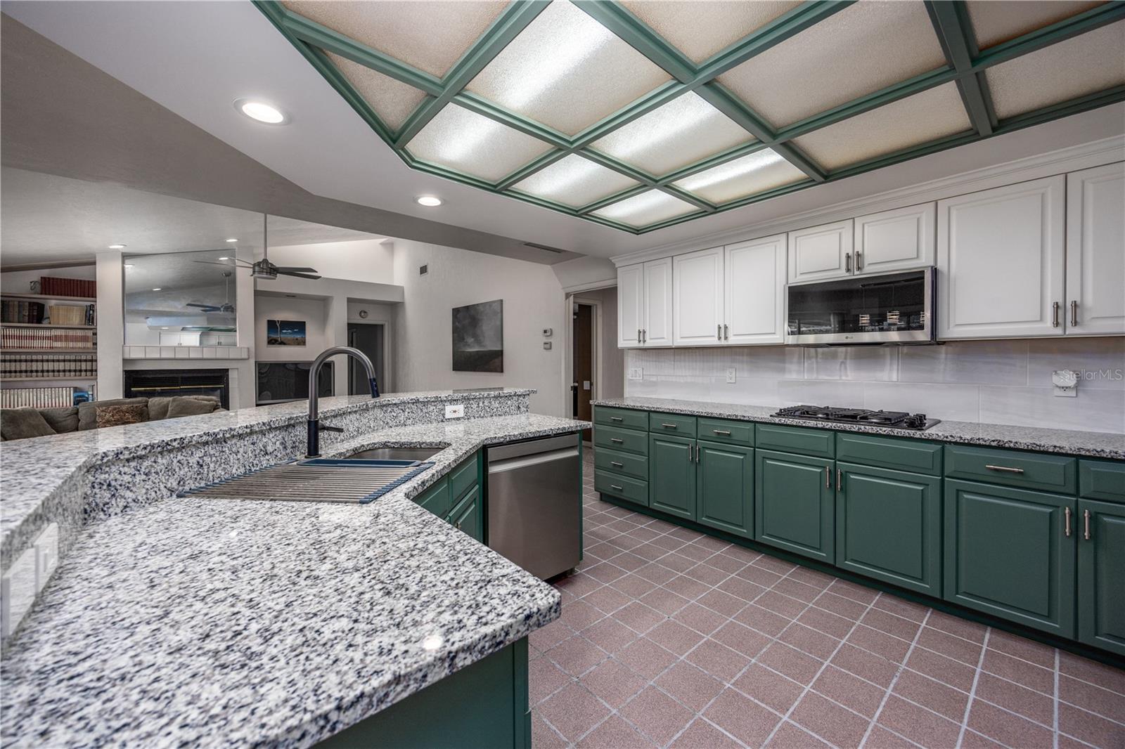Image 21 of 52 For 4616 57th Drive
