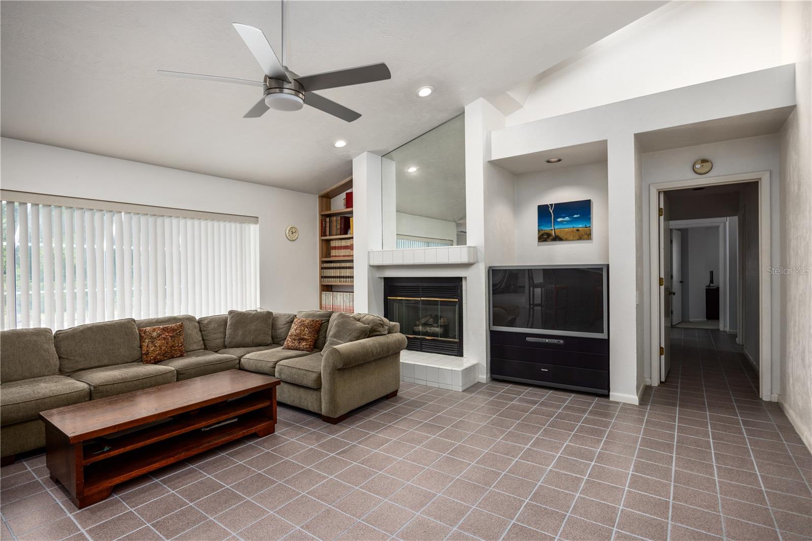 Image 23 of 52 For 4616 57th Drive