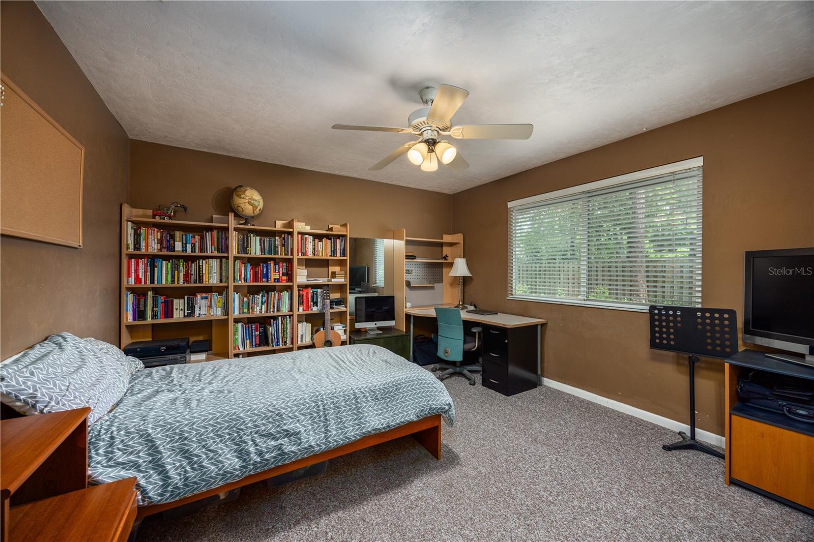 Image 28 of 52 For 4616 57th Drive