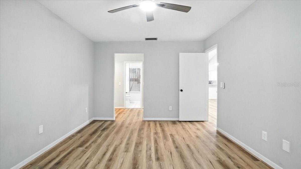Image 14 of 35 For 819 51st Way