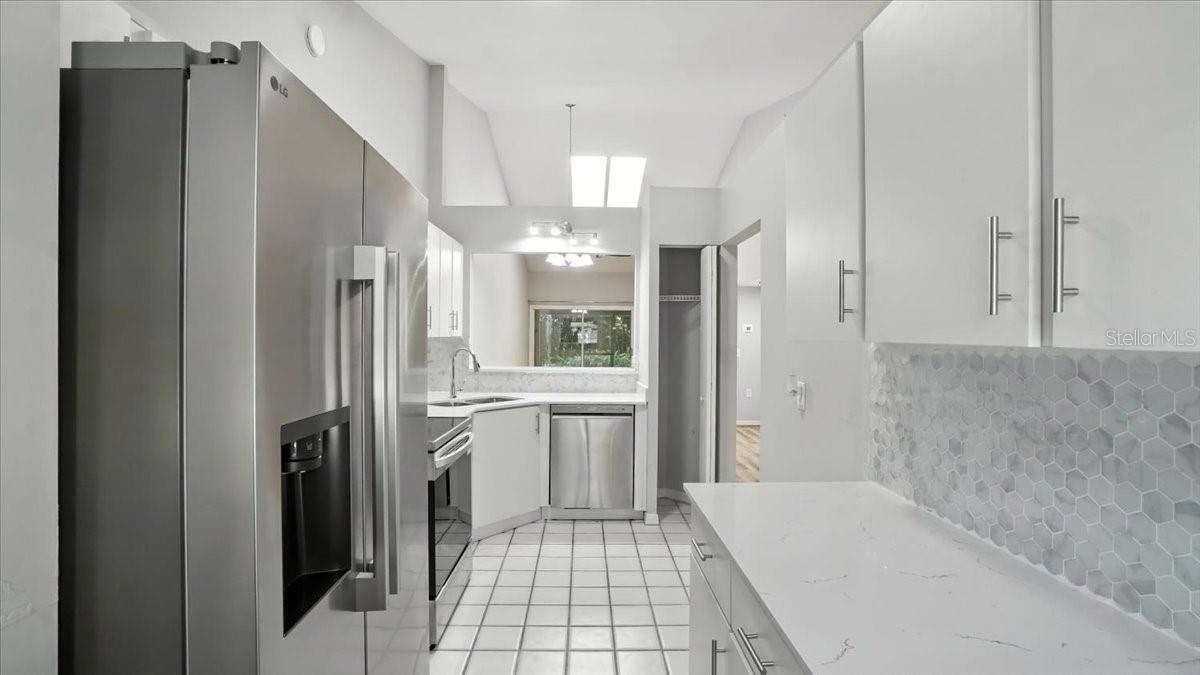 Image 20 of 35 For 819 51st Way