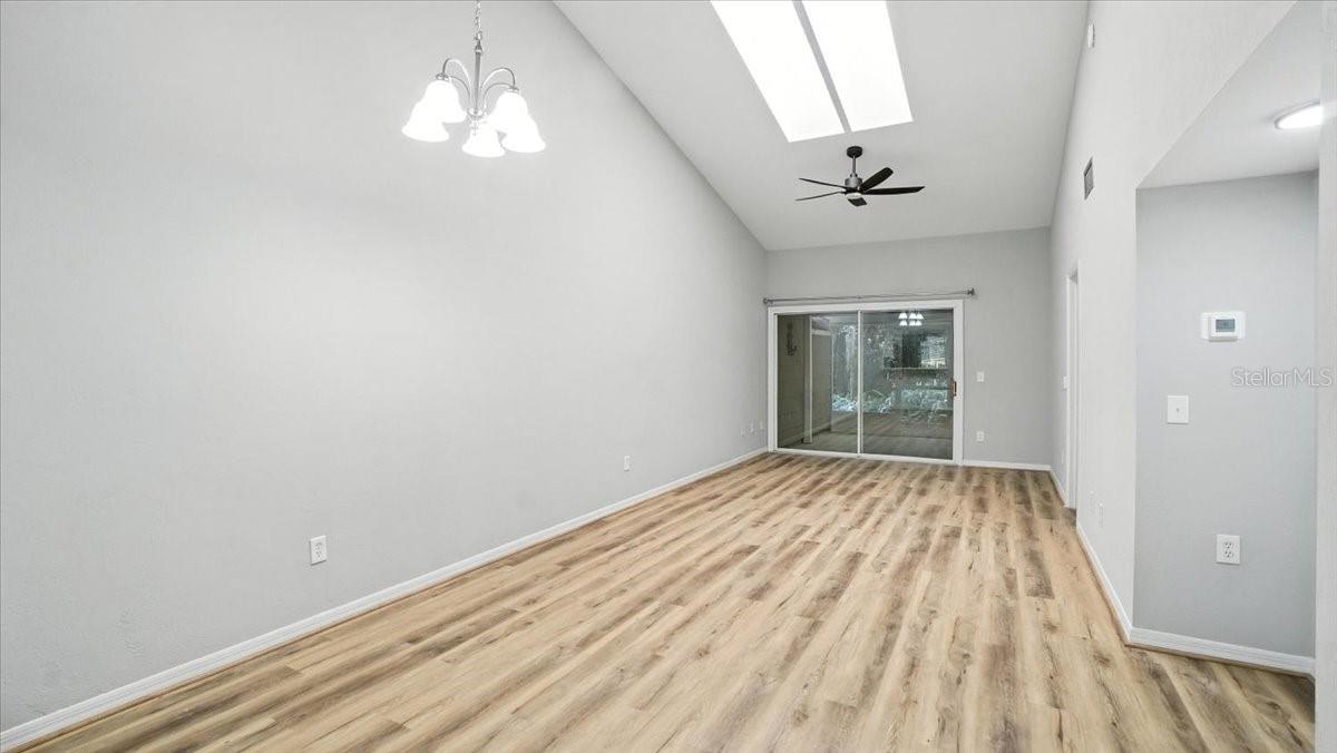 Image 3 of 35 For 819 51st Way
