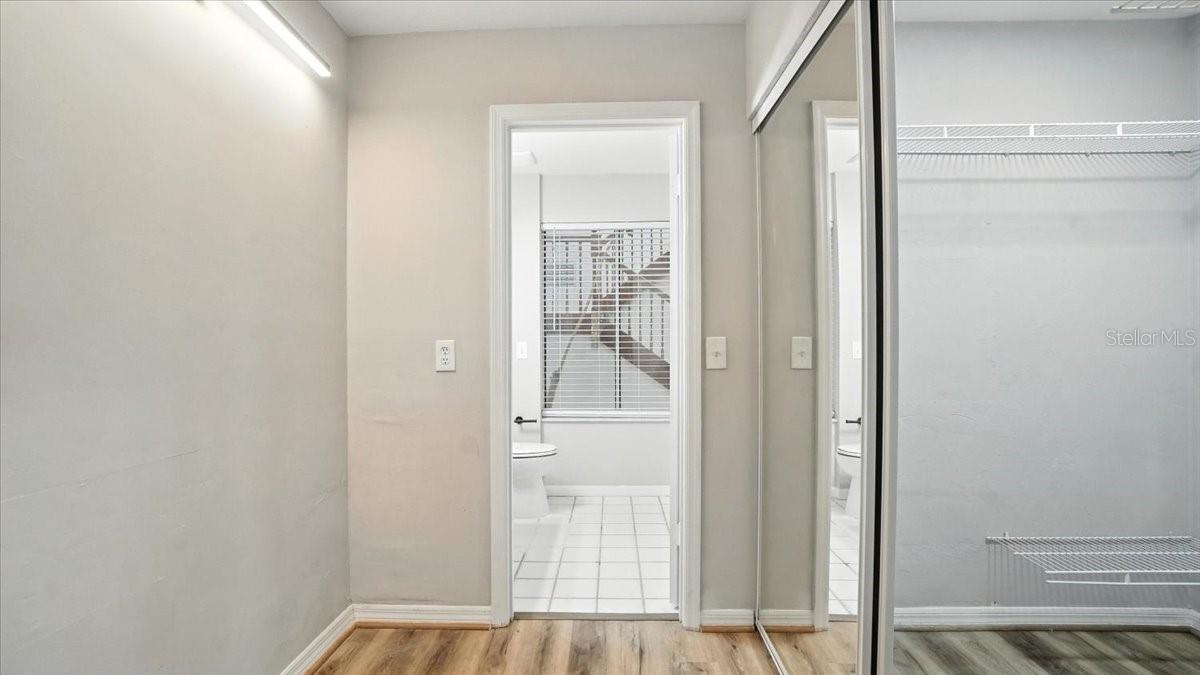 Image 8 of 35 For 819 51st Way