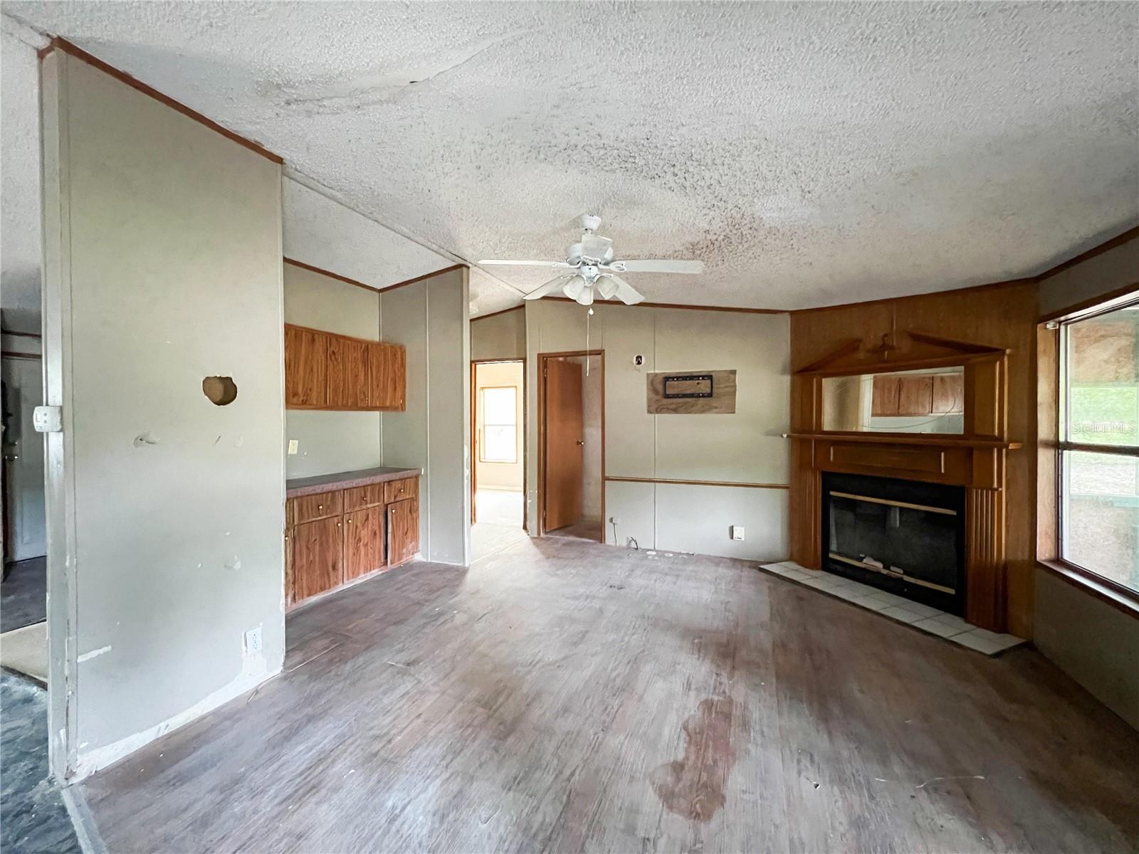 Image 22 of 42 For 769 Grape Street