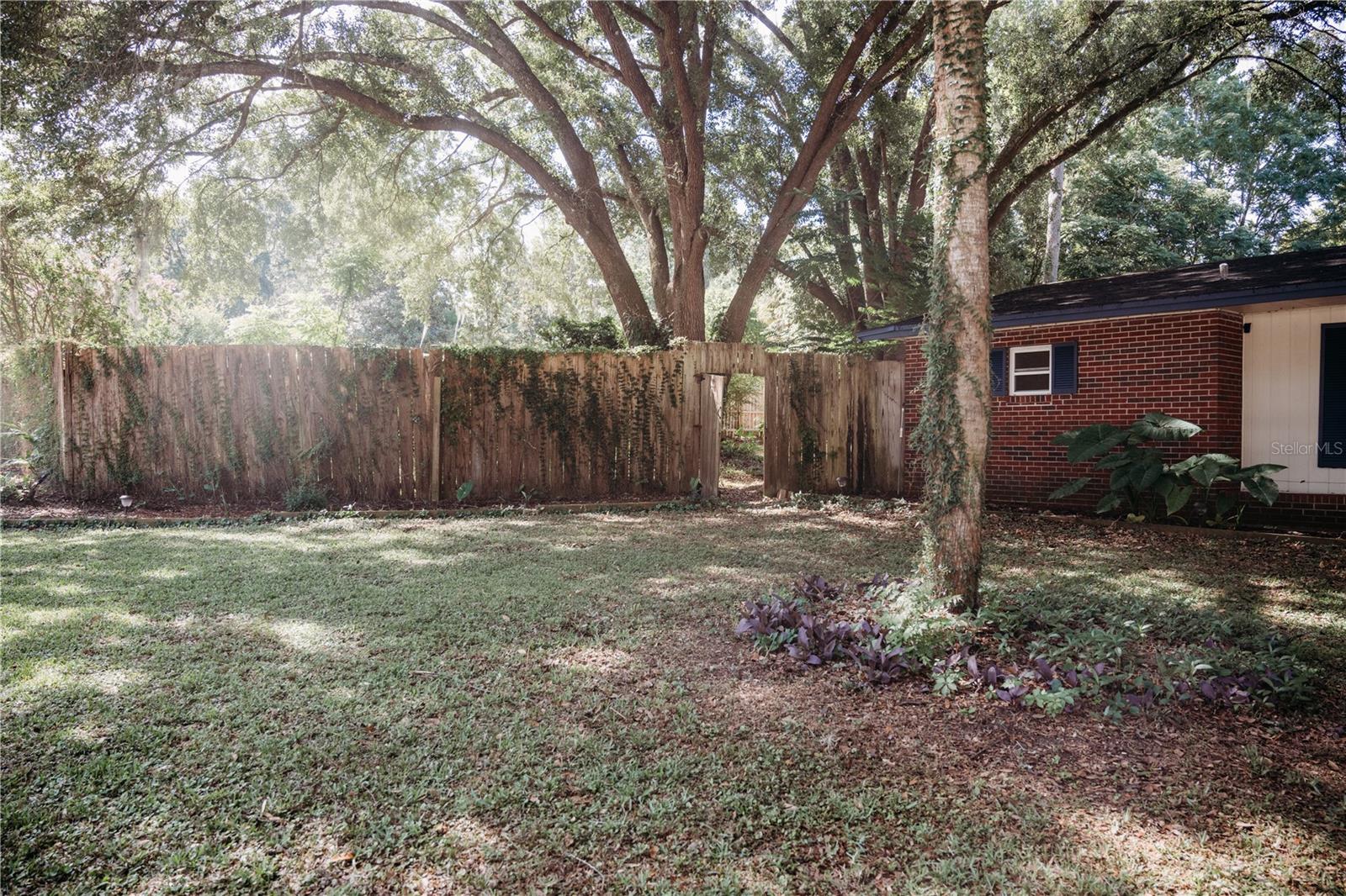 Image 3 of 35 For 9835 6th Place
